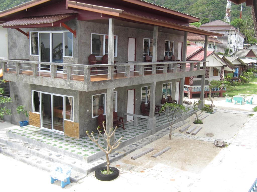 Charung Beach Haad Rin Ngoại thất bức ảnh
