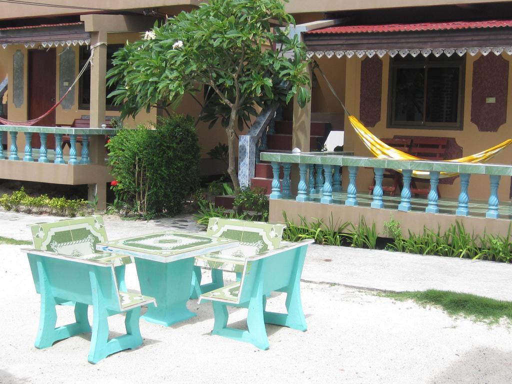 Charung Beach Haad Rin Ngoại thất bức ảnh